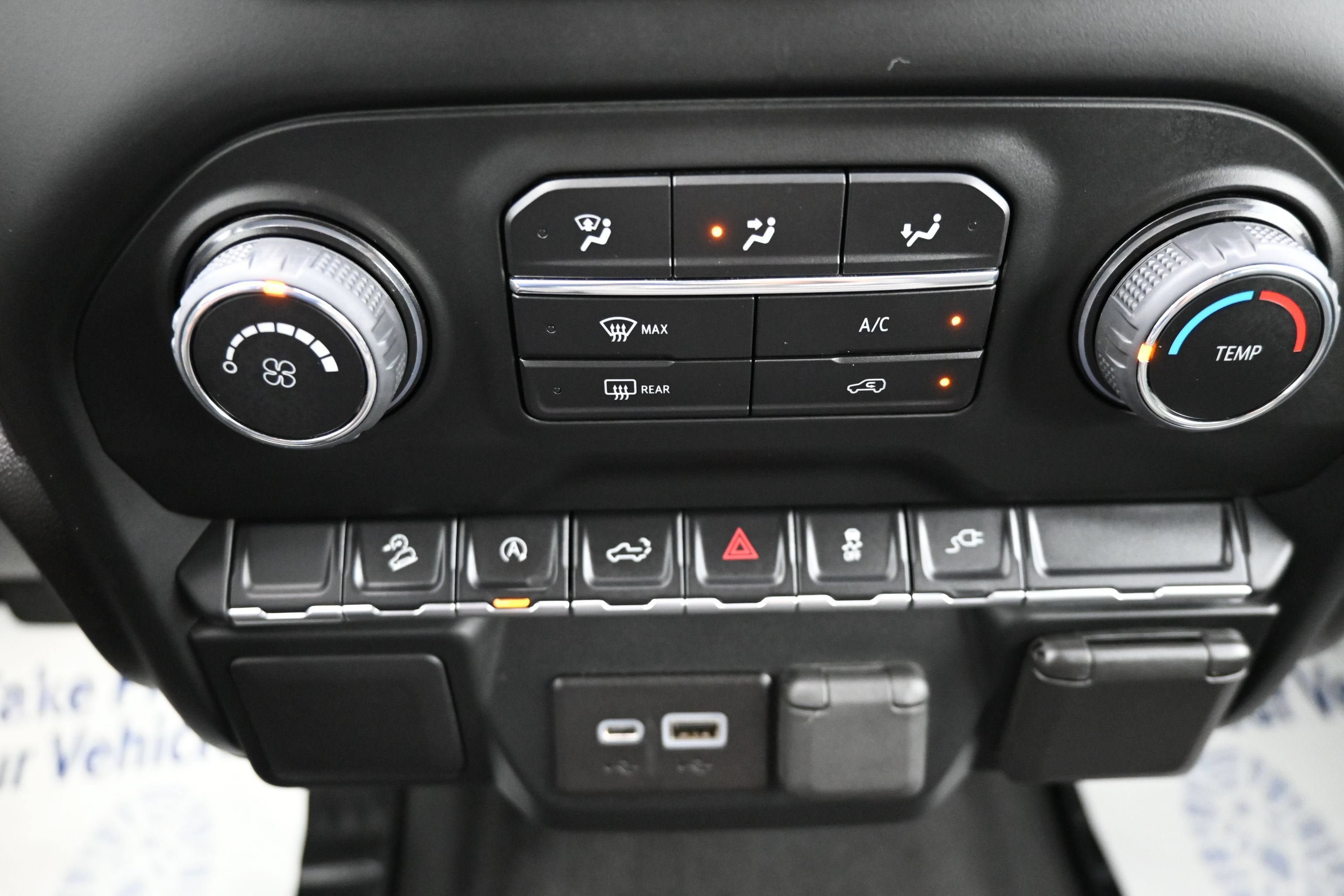 Used 2022 Chevrolet Silverado 1500 Custom Trail Boss w/ LPO, Dark Essentials Package AWD/4WD image 15