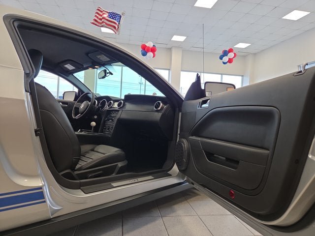 Used 2009 Ford Mustang Shelby GT500 RWD image 25