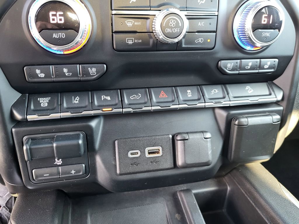 Used 2020 GMC Sierra 2500 Denali w/ Denali Ultimate Package image 22