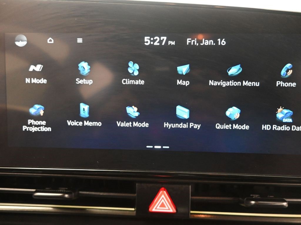 Used 2025 Hyundai Elantra N Base image 27