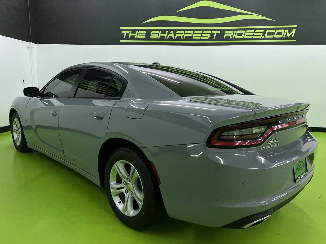Used 2021 Dodge Charger SXT w/ Leather Interior Group RWD image 7