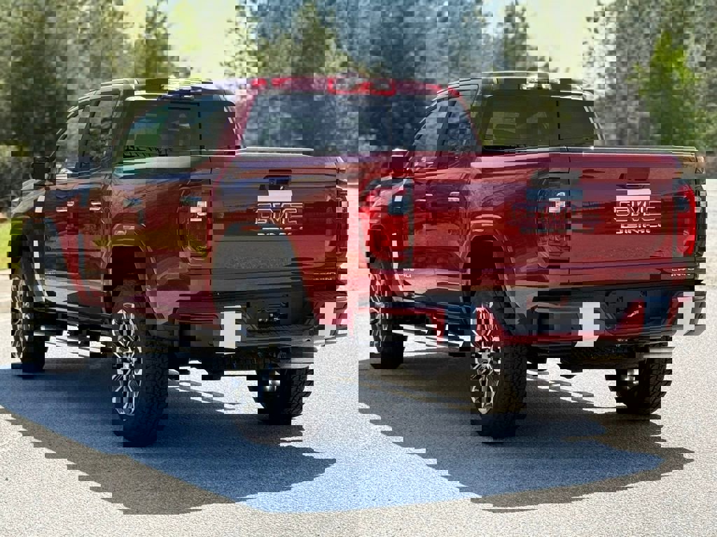 New 2026 GMC Canyon Denali image 12