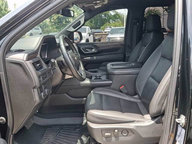 Used 2023 Chevrolet Suburban LT RWD image 10