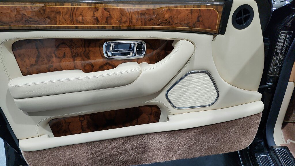 Used 1999 Rolls-Royce Silver Seraph RWD image 14