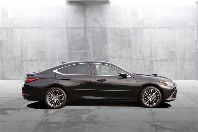 Used 2023 Lexus ES 350 w/ Premium Package image 5