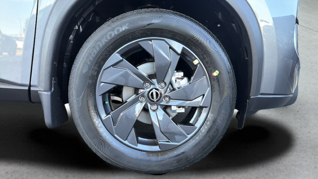 New 2026 Nissan Rogue SV AWD/4WD image 12
