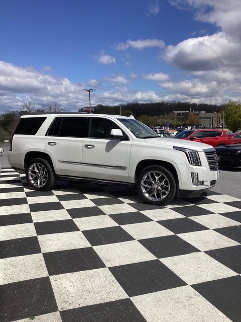 Used 2018 Cadillac Escalade Platinum image 15