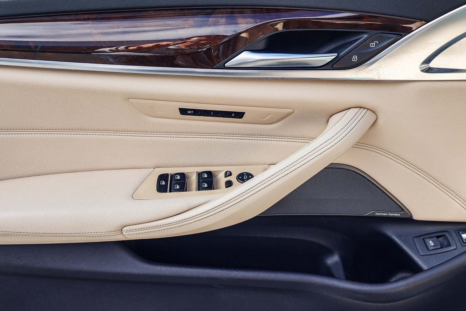 Used 2018 BMW 530e image 13