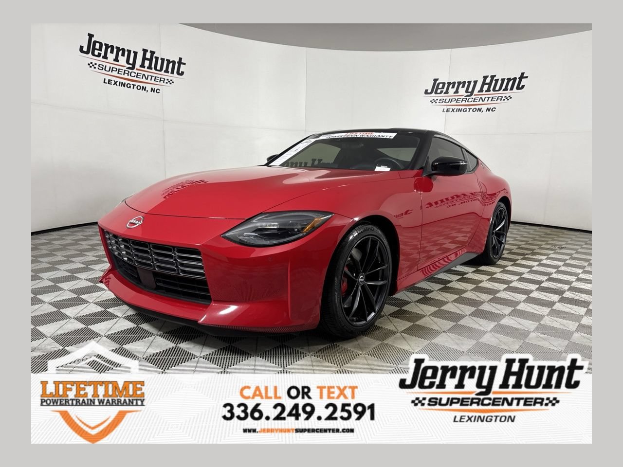 Used 2025 Nissan Z Performance w/ Floor Mat Package RWD image 1