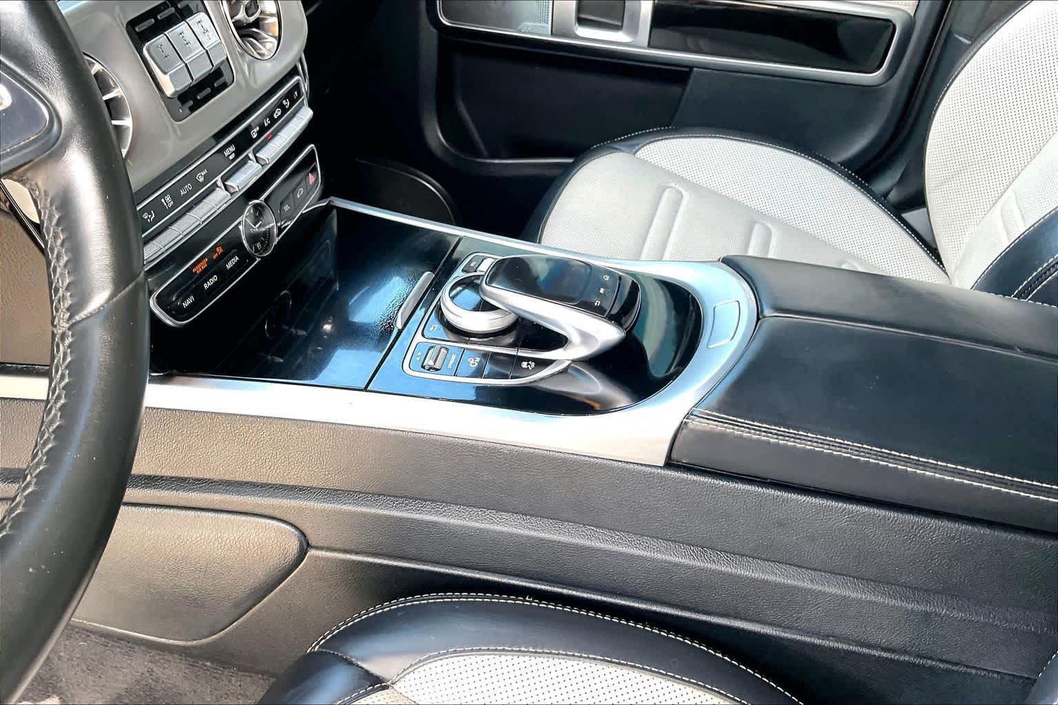 Used 2020 Mercedes-Benz G 550 w/ G Manufaktur Interior Package image 15