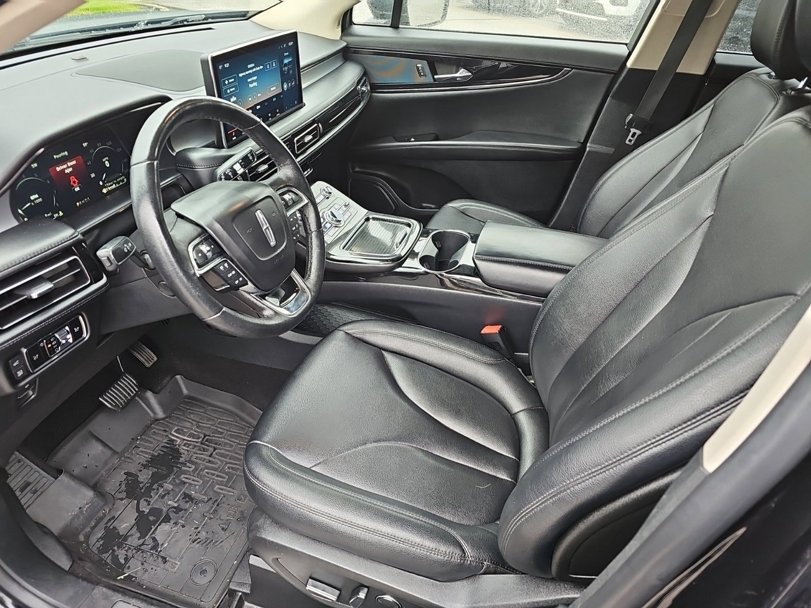 Used 2023 Lincoln Nautilus AWD w/ Premium Package image 18