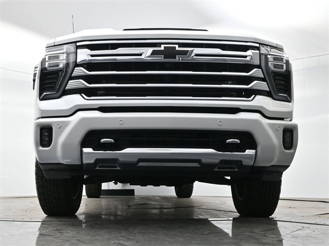 Used 2024 Chevrolet Silverado 2500 High Country w/ High Country Premium Package image 27