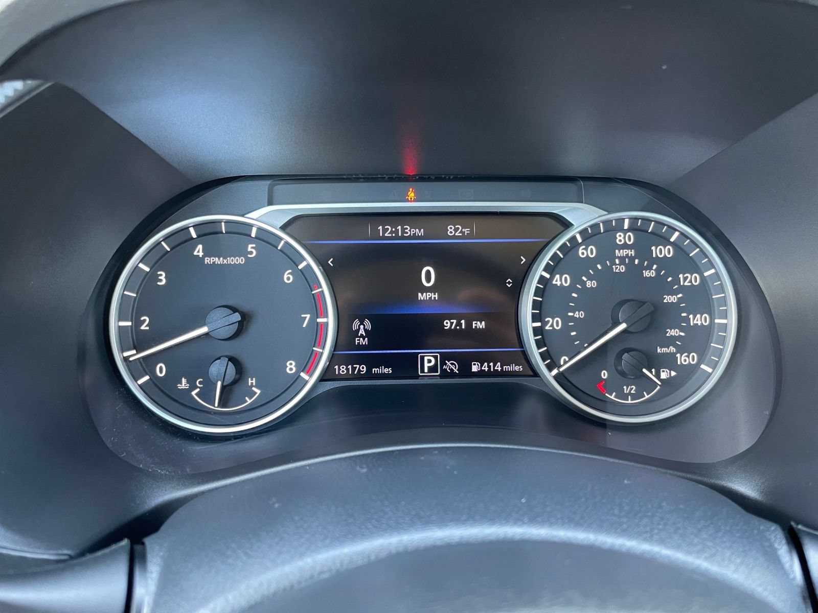 Used 2025 Nissan Sentra SV FWD image 40