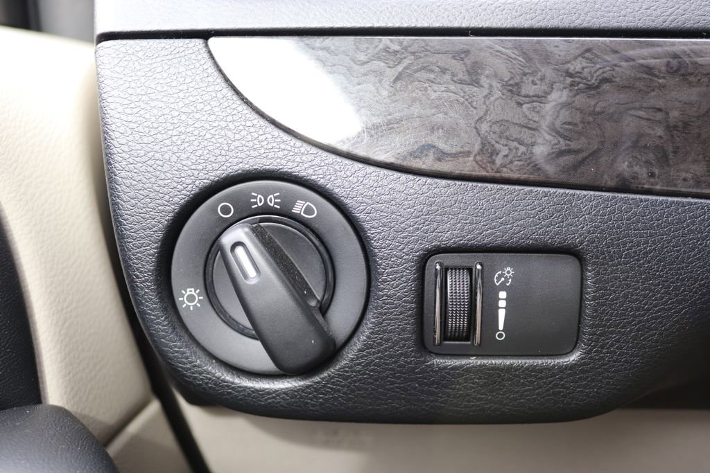 Used 2019 Dodge Grand Caravan SE image 17