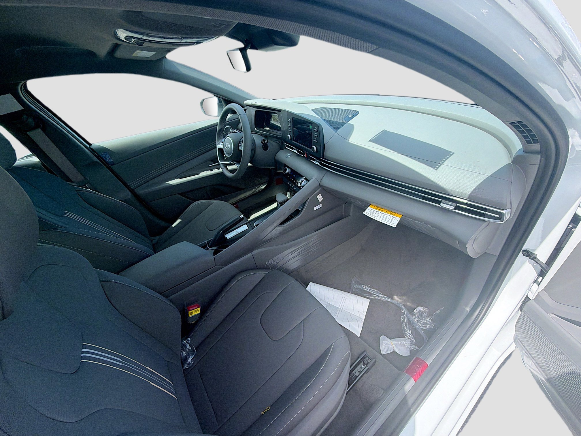 New 2026 Hyundai Elantra Sport FWD image 21