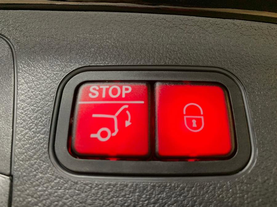 Used 2025 Mercedes-Benz GLA 250 4MATIC image 57