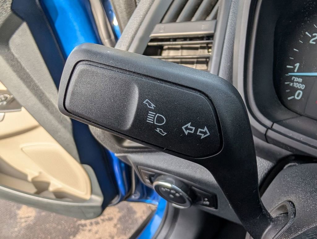 Used 2021 Ford EcoSport S image 29