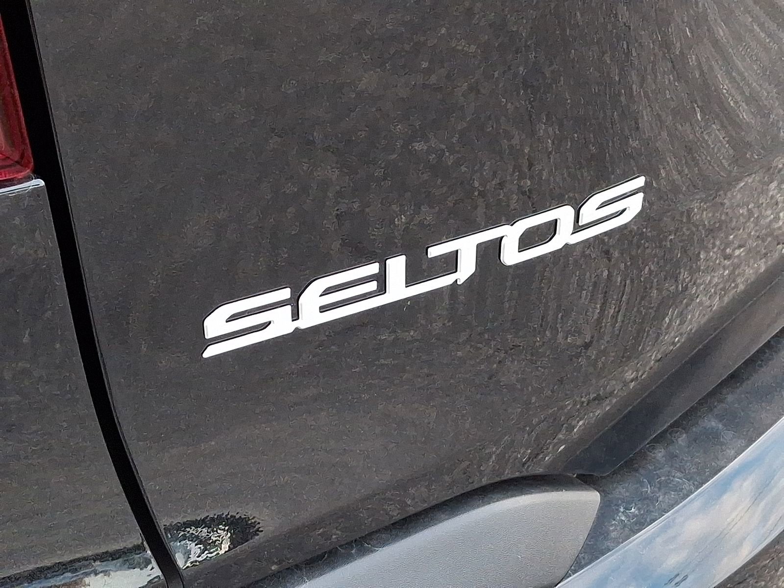 New 2026 Kia Seltos S AWD/4WD image 24