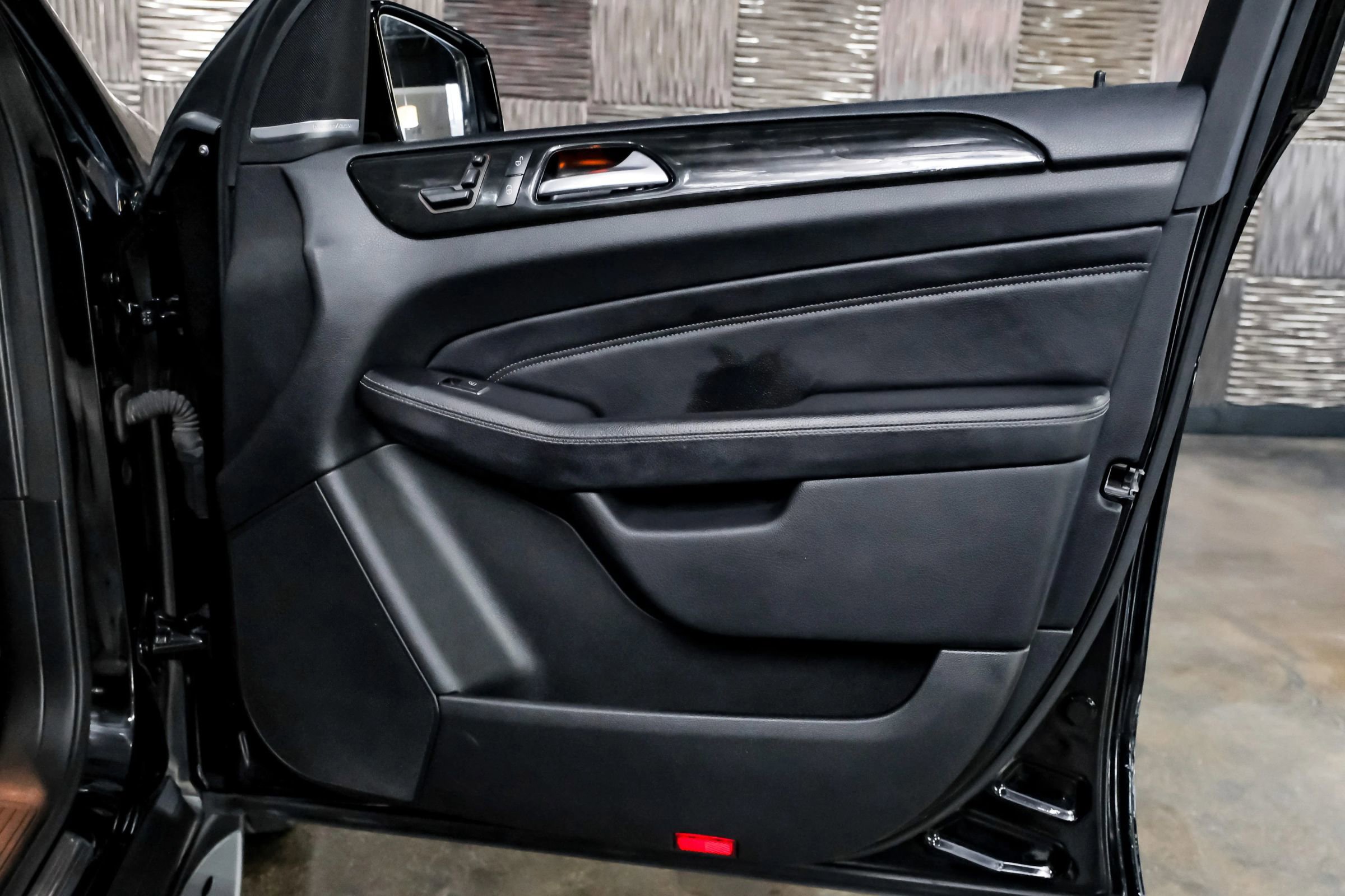 Used 2015 Mercedes-Benz ML 250 BlueTEC 4MATIC image 39