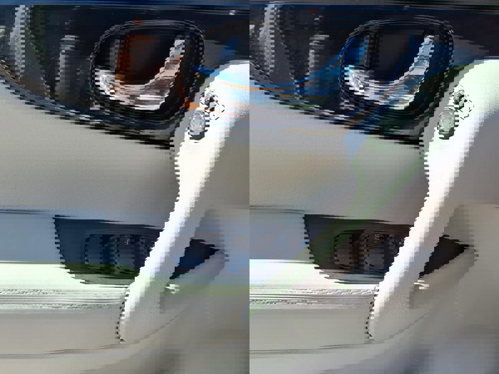 Used 2022 Nissan Rogue Sport SL image 16