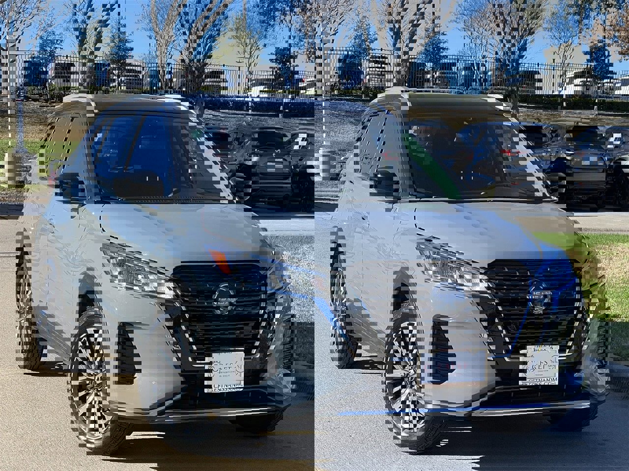 Certified 2023 Nissan Kicks SV image 2