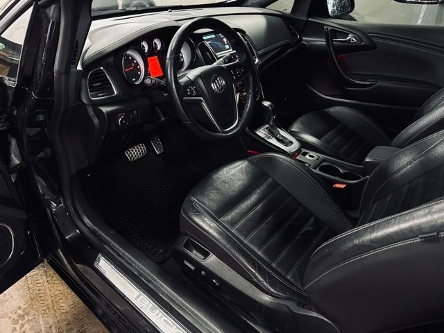 Used 2017 Buick Cascada Premium image 22