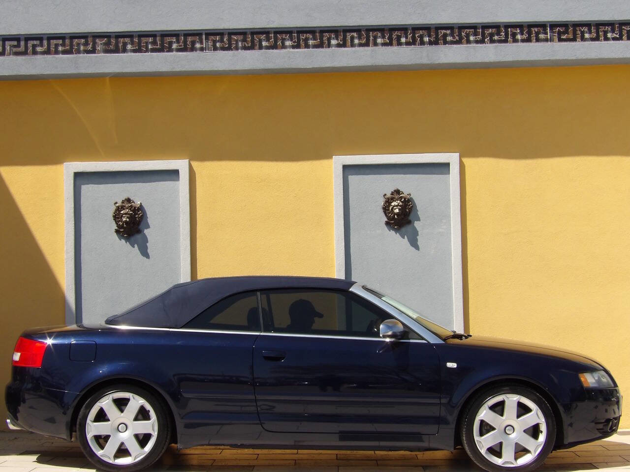 Used 2005 Audi S4 Cabriolet image 7