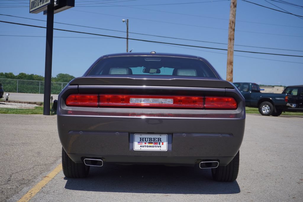 Used 2014 Dodge Challenger R/T Plus RWD image 6