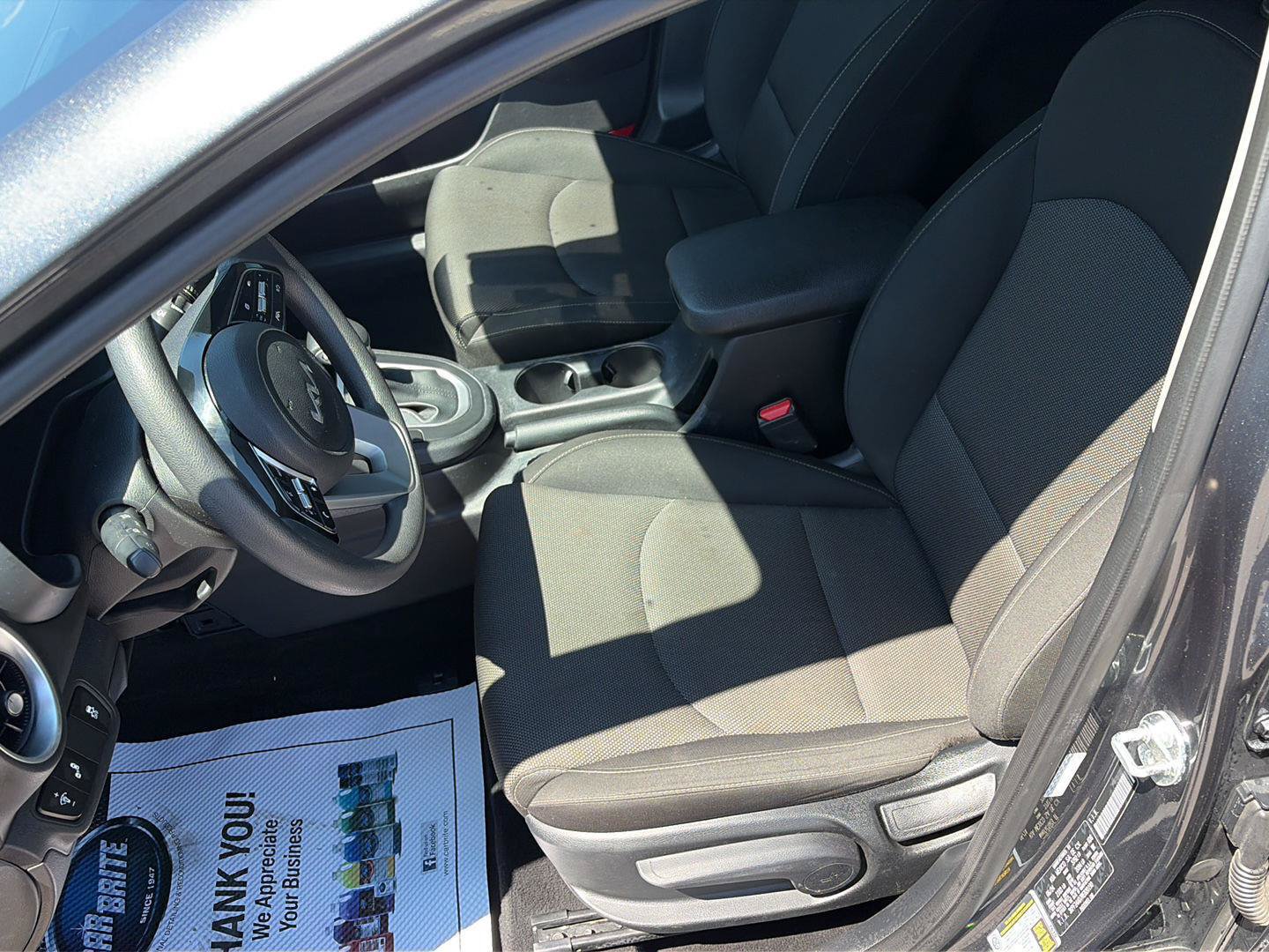 Used 2024 Kia Forte LXS w/ LXS Technology Package FWD image 10