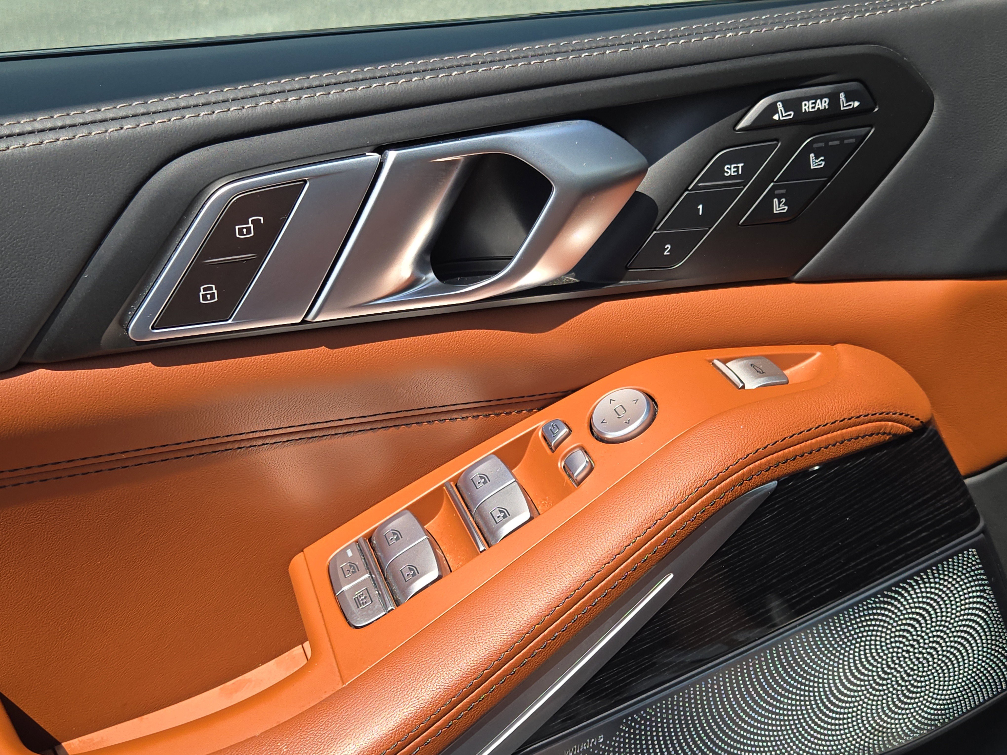 Used 2024 BMW X7 M60i w/ Executive Package image 26