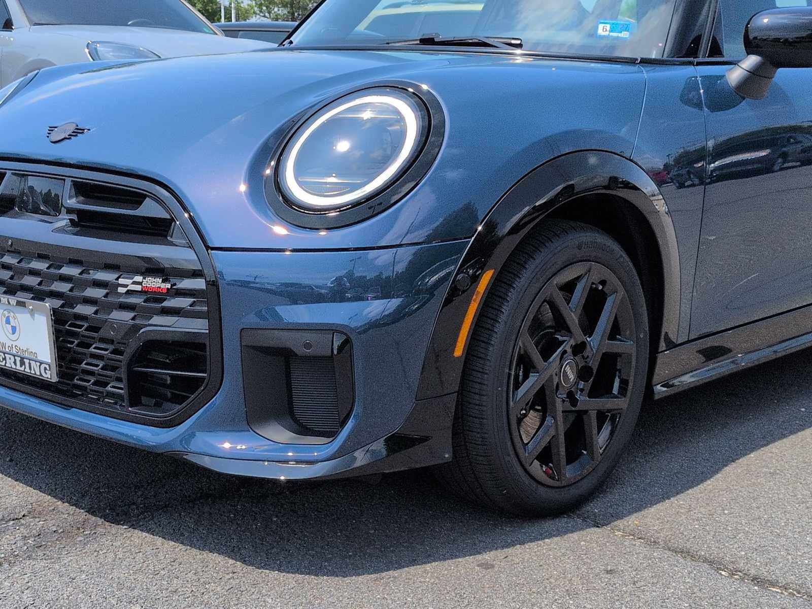 Certified 2025 MINI Cooper S FWD image 11