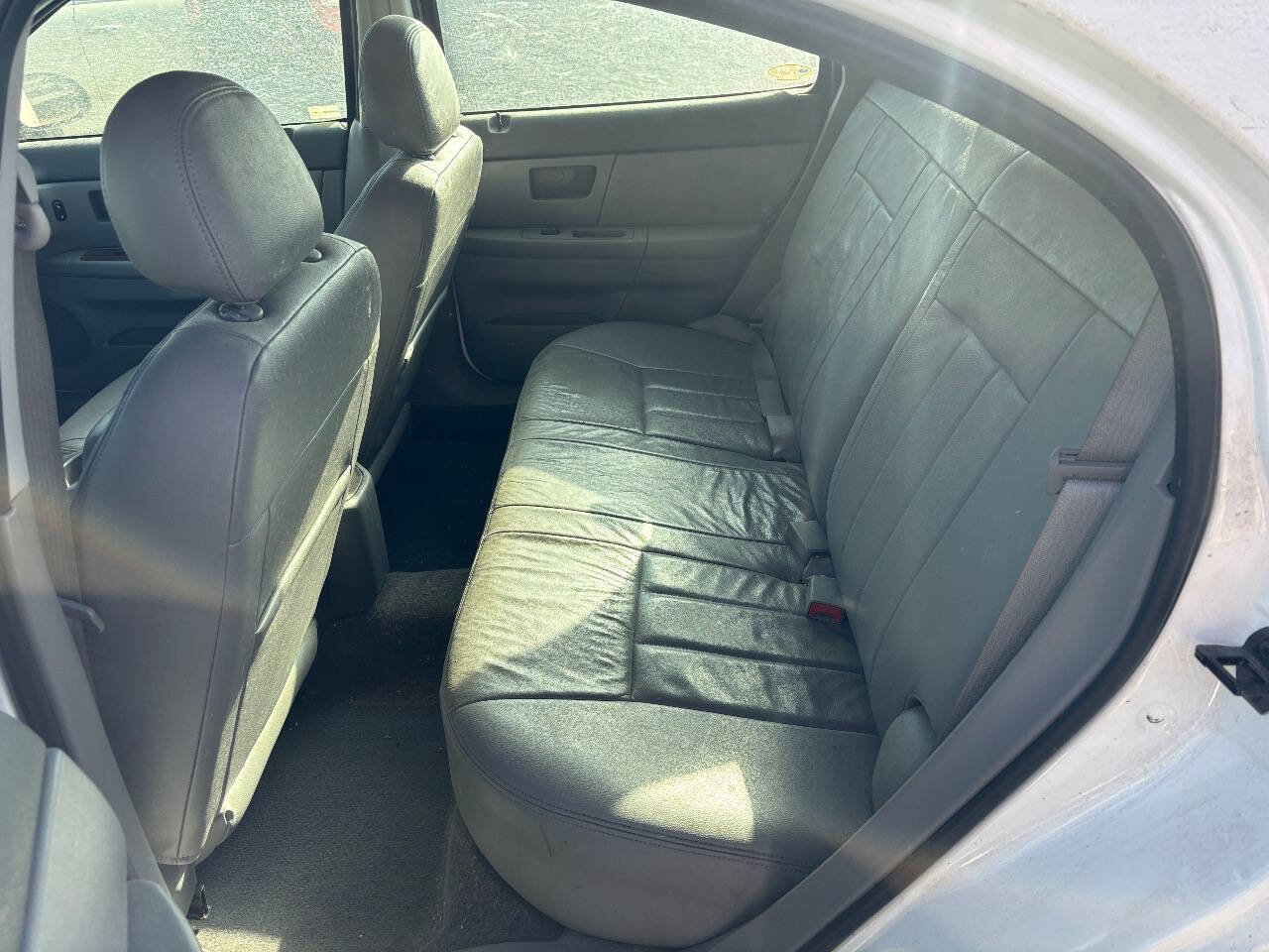 Used 2005 Mercury Sable LS image 17