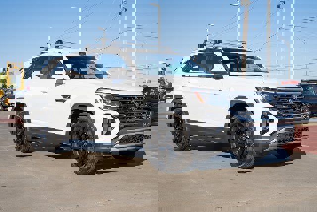 New 2026 Volkswagen Atlas Cross Sport SE image 8