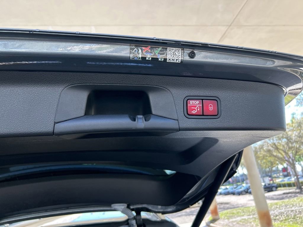 Used 2023 Mercedes-Benz GLS 450 GLS 450 w/ AMG Line Exterior image 41