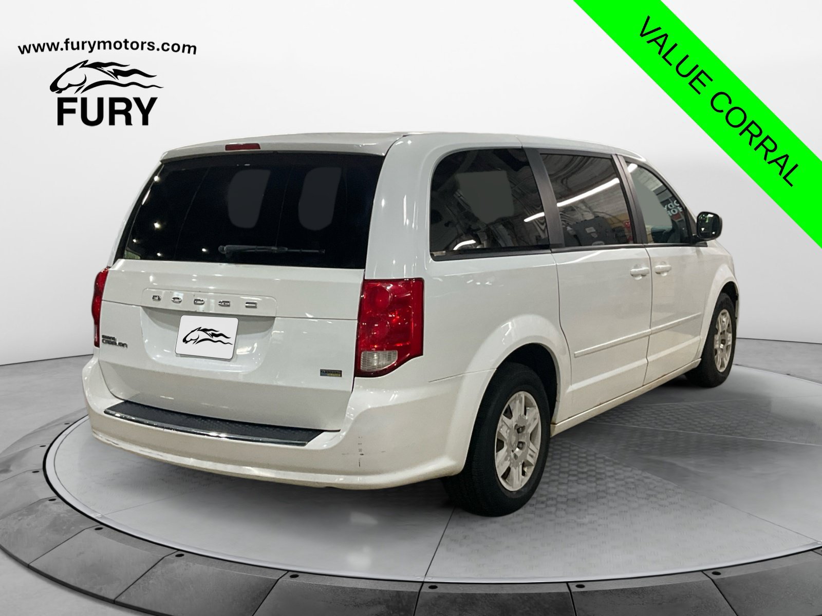 Used 2011 Dodge Grand Caravan Express FWD image 3
