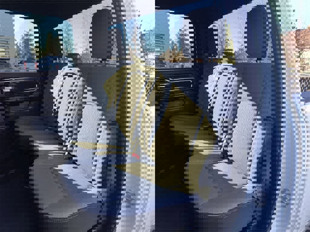 Used 2024 RAM 2500 Big Horn image 21