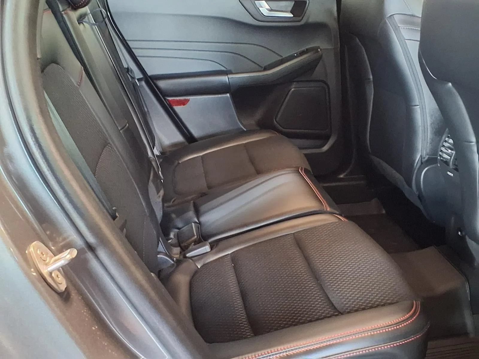 Used 2026 Ford Escape ST-Line w/ Tech Pack #1 AWD/4WD image 12