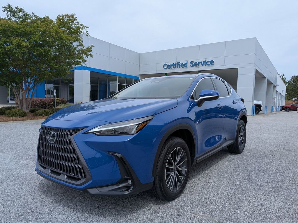 Used 2025 Lexus NX 250 FWD w/ Accessory Package (2T) image 4