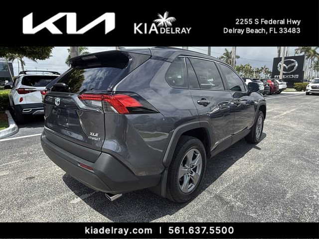 Used 2024 Toyota RAV4 XLE w/ Convenience Package image 3