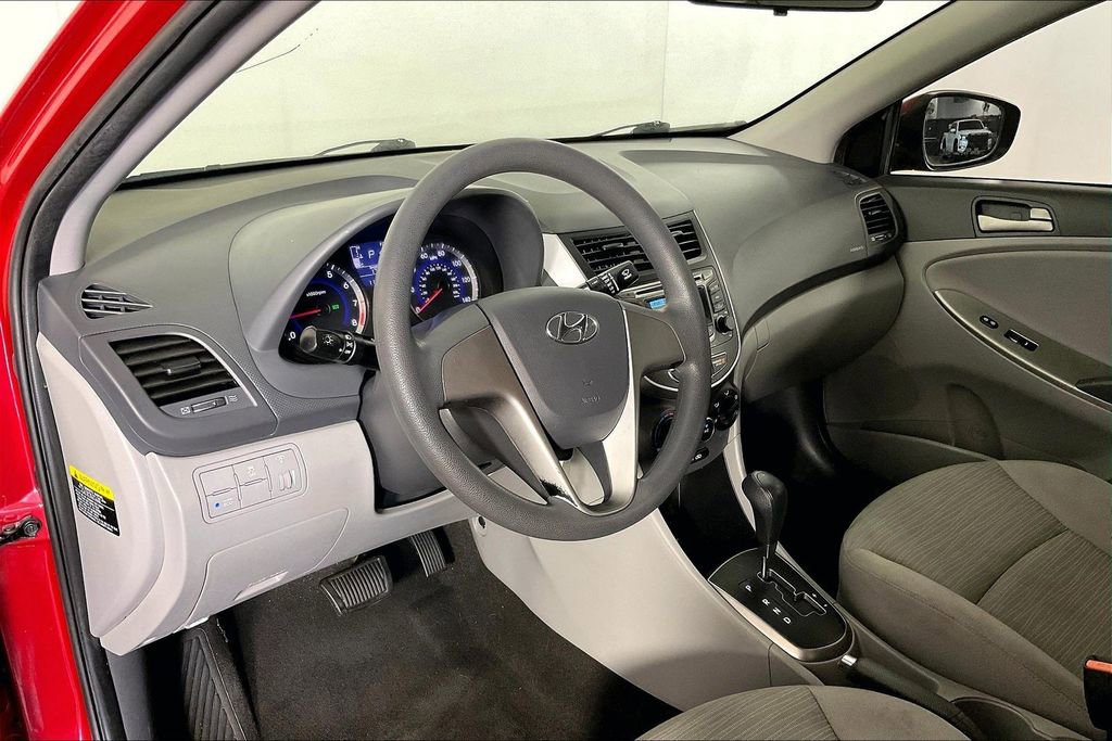 Used 2017 Hyundai Accent SE image 18