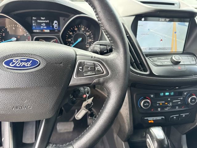 Used 2018 Ford Escape SEL image 26