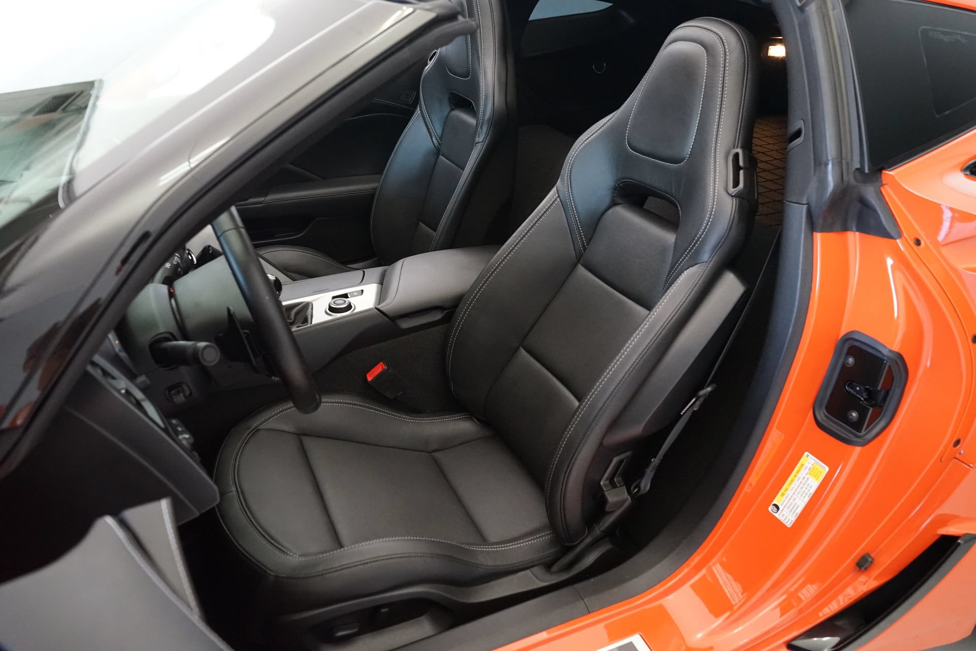 Used 2019 Chevrolet Corvette Z06 w/ Battery Protection Package RWD image 3