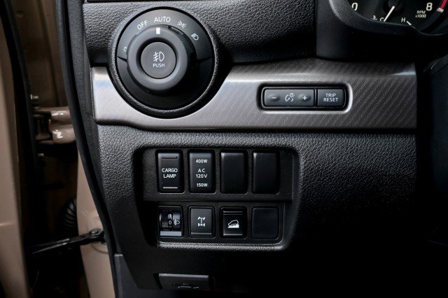 Used 2021 Nissan Titan PRO-4X w/ Pro-4x Convenience Package image 36