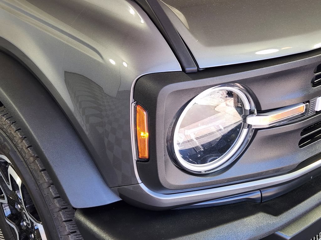 Used 2025 Ford Bronco 4-Door AWD/4WD image 10
