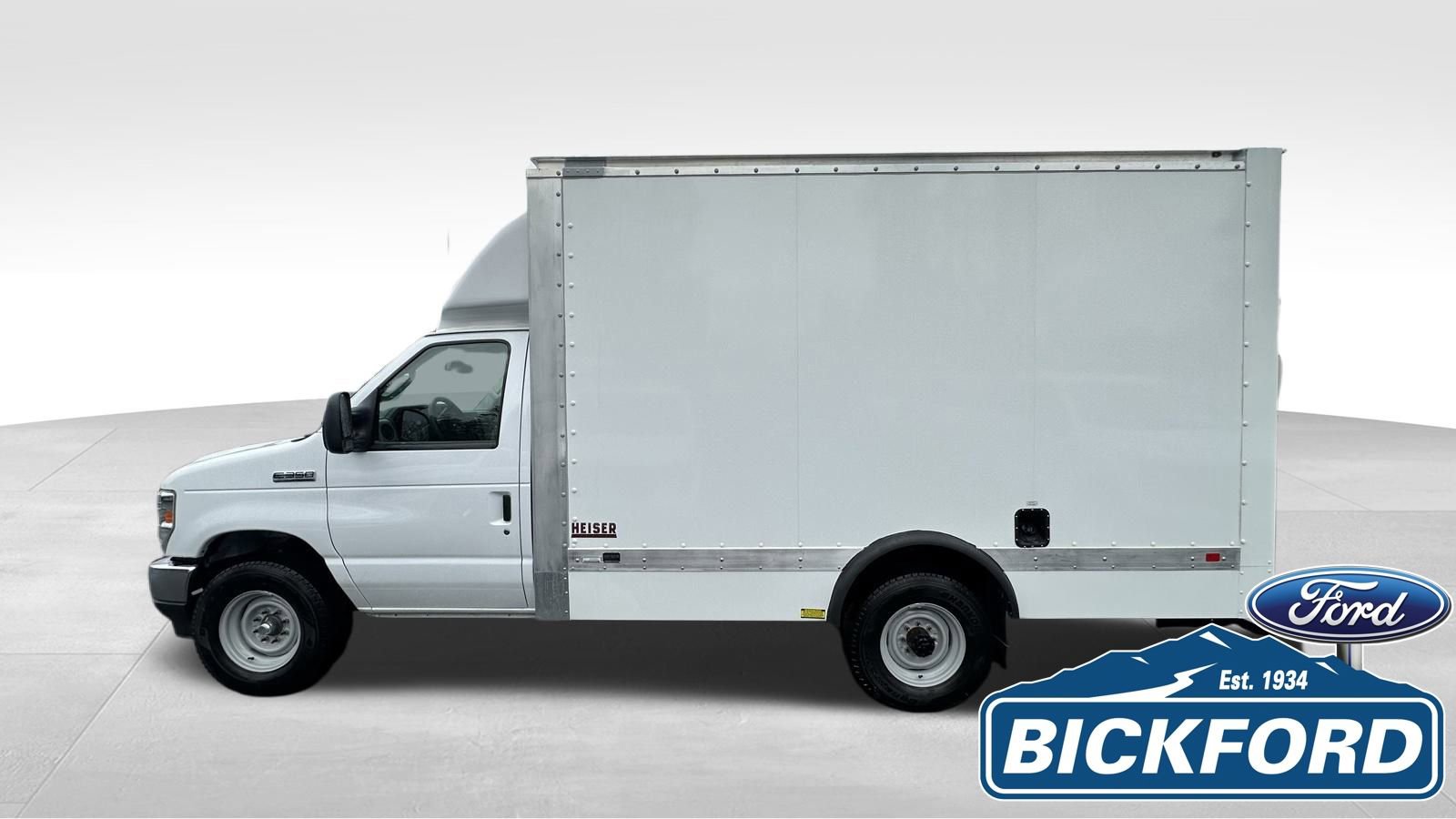 New 2026 Ford E-350 and Econoline 350 Super Duty w/ Power Equipment Group image 9