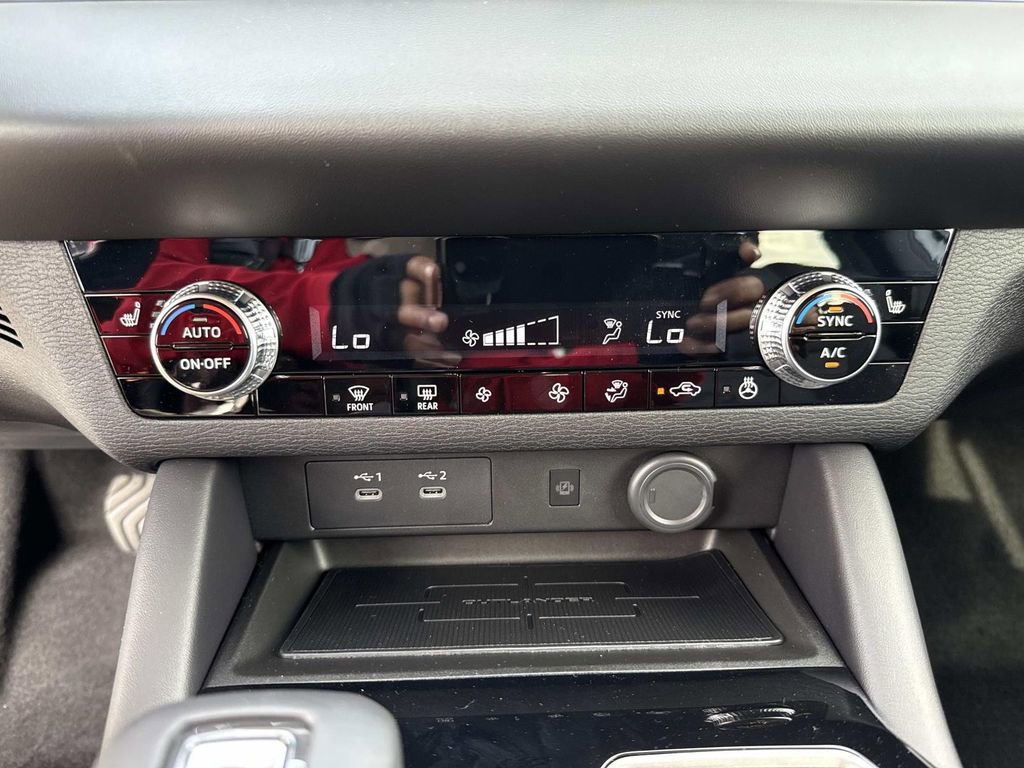 New 2026 Mitsubishi Outlander SE image 28