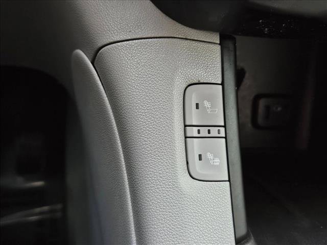 Used 2017 GMC Acadia SLE w/ Driver Alert Package I FWD image 27
