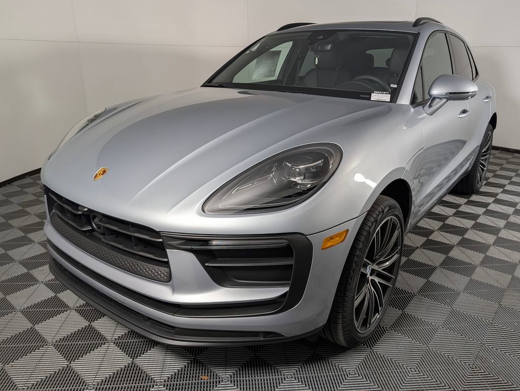 New 2026 Porsche Macan image 1
