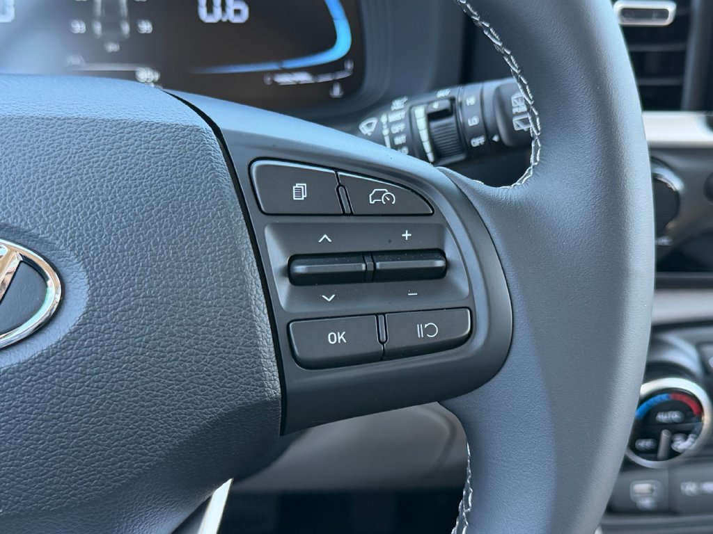 New 2026 Hyundai Venue SEL FWD image 22