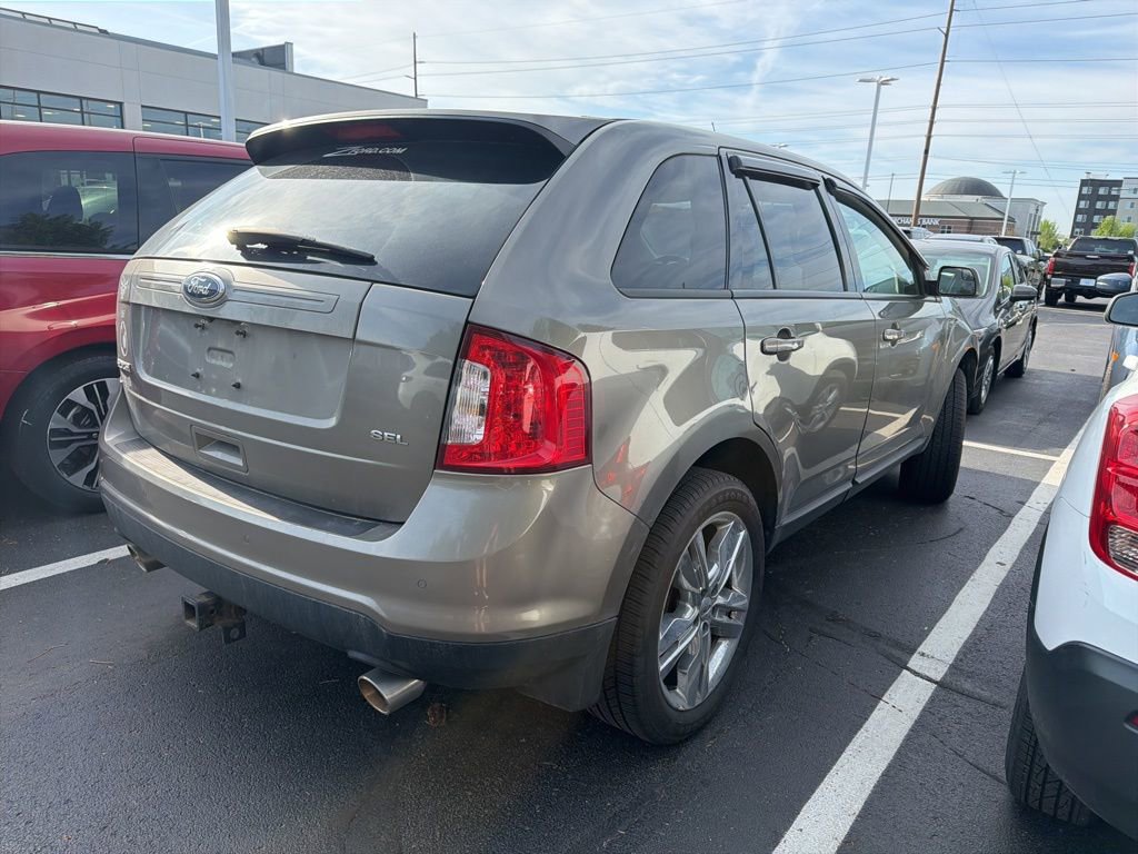Used 2013 Ford Edge SEL FWD image 3